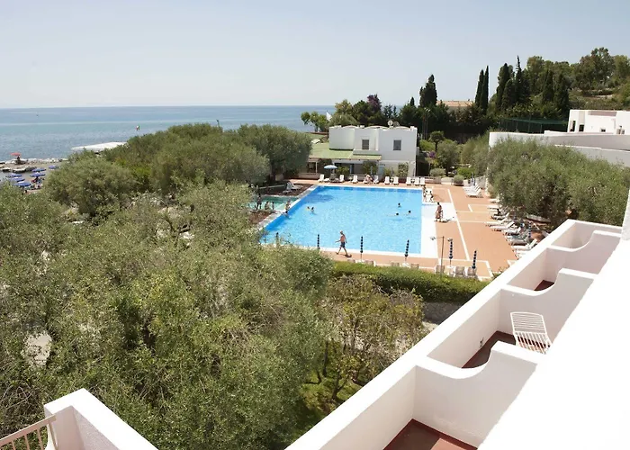 Torre Oliva 4* 폴리카스트로 부센티노